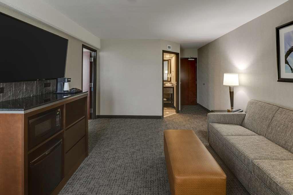 Drury Inn & Suites St Joseph Сент-Джозеф Номер фото