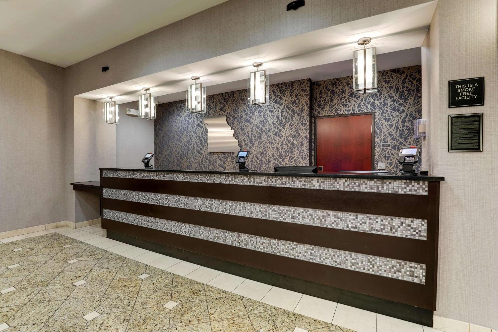 Drury Inn & Suites St Joseph Сент-Джозеф Екстер'єр фото